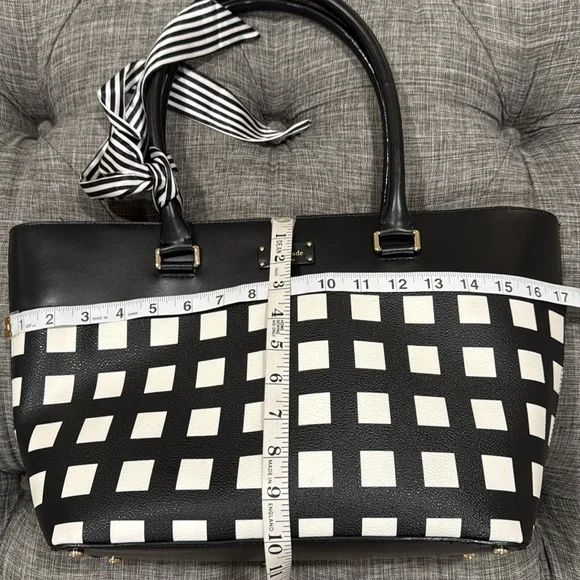 Kate Spade Bag Vegan Leather Black and White Checker Geometric Tote - Picture 17 of 17
